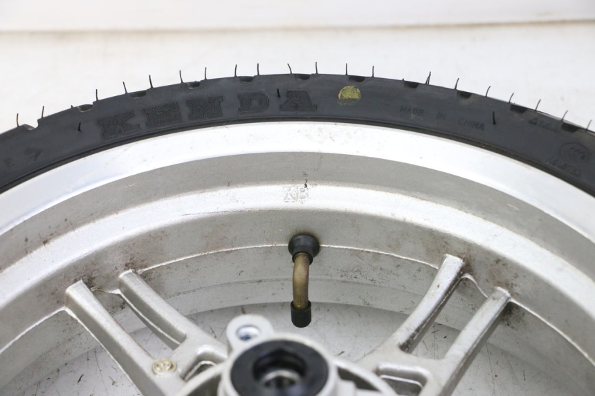 photo de FRONT RIM AND TIRE LONGJIA SHARPY 125 (2020 - 2024) - Checked used part