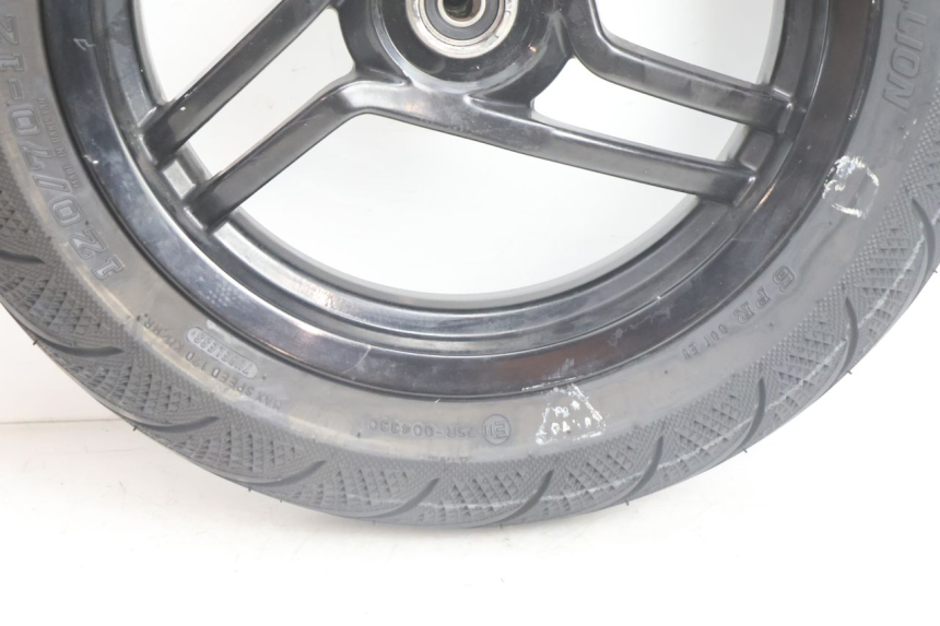 photo de FRONT RIM AND TIRE PEUGEOT LUDIX BLASTER 50 (2006 - 2014) - Zoom on usage condition