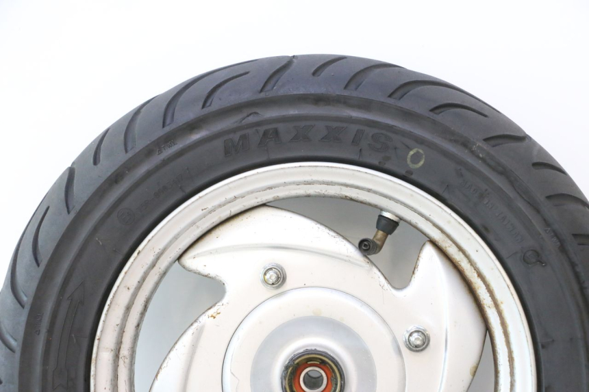 photo de FRONT RIM AND TIRE SYM MIO 50 (2005 - 2010) - Focus on structure