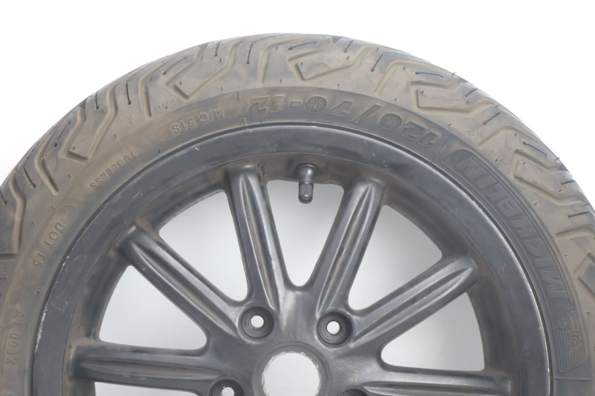 photo de FRONT RIM AND TIRE PIAGGIO MP3 500 (2011 - 2015) - Component detail