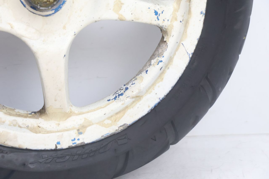 photo de FRONT RIM AND TIRE MBK NITRO 50 (2004 - 2008) - Surface and material condition