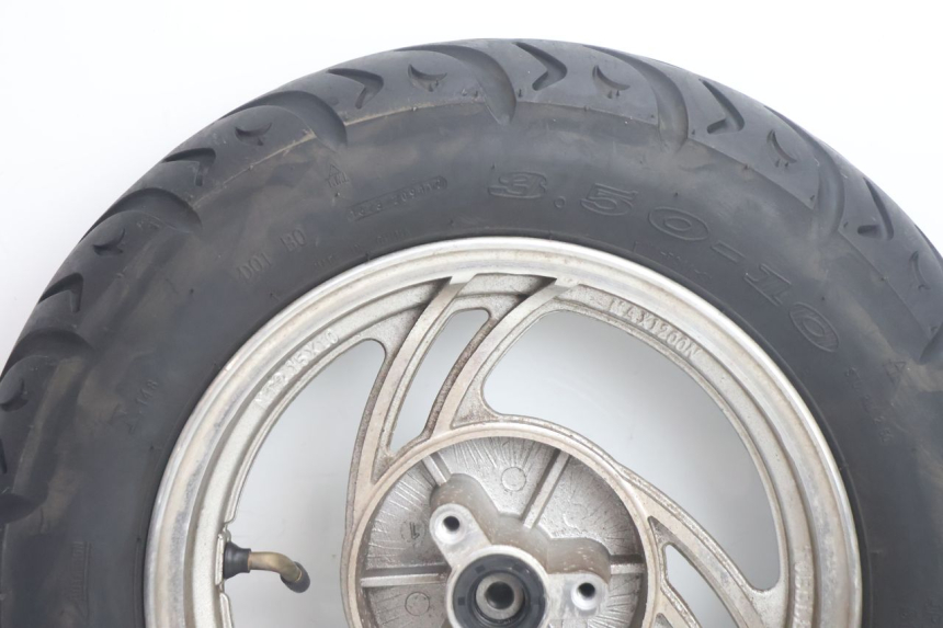 photo de FRONT RIM AND TIRE JM MOTORS OLDIES 4T 50 (2020 - 2026) - Fixing points details
