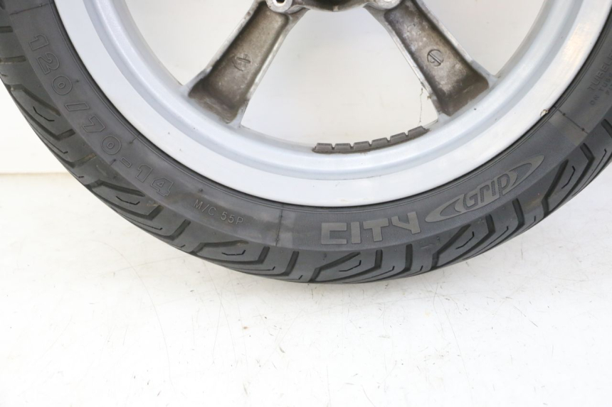 photo de FRONT RIM AND TIRE PEUGEOT SATELIS 125 (2013 - 2018) - Checked used part