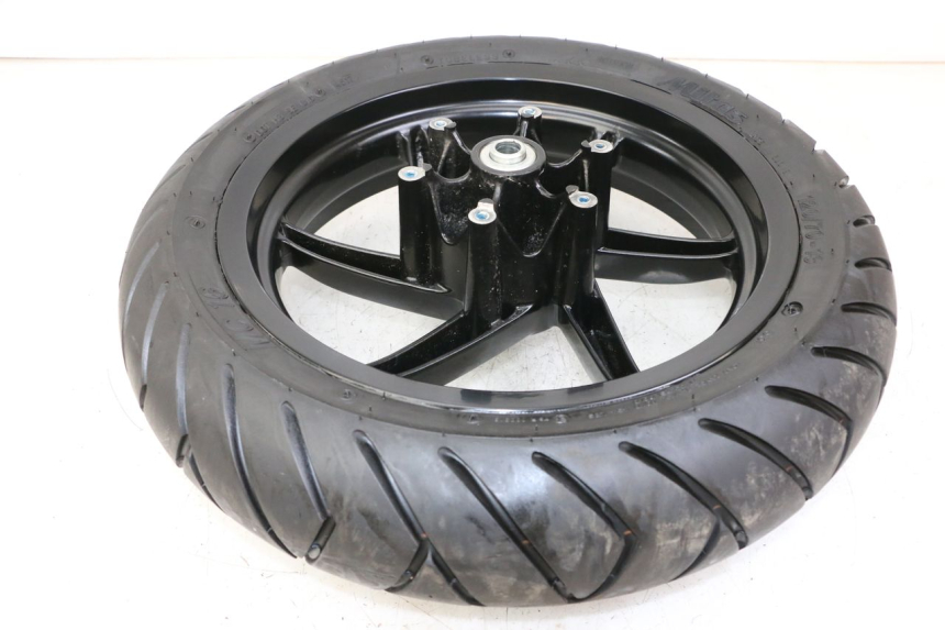 photo de FRONT RIM AND TIRE PIAGGIO NRG POWER PUREJET 50 (2018 - 2021) - Fixing points details