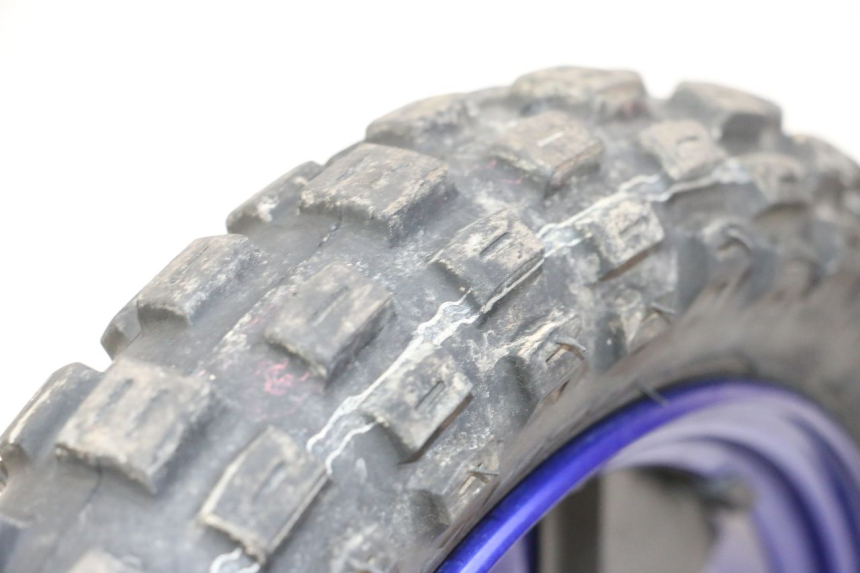 photo de FRONT RIM AND TIRE YAMAHA PW 50 (1984 - 2025) - Technical close-up