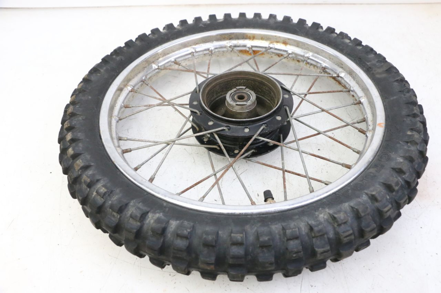 photo de FRONT RIM AND TIRE YAMAHA PW 80 (1983 - 2014) - Zoom on usage condition
