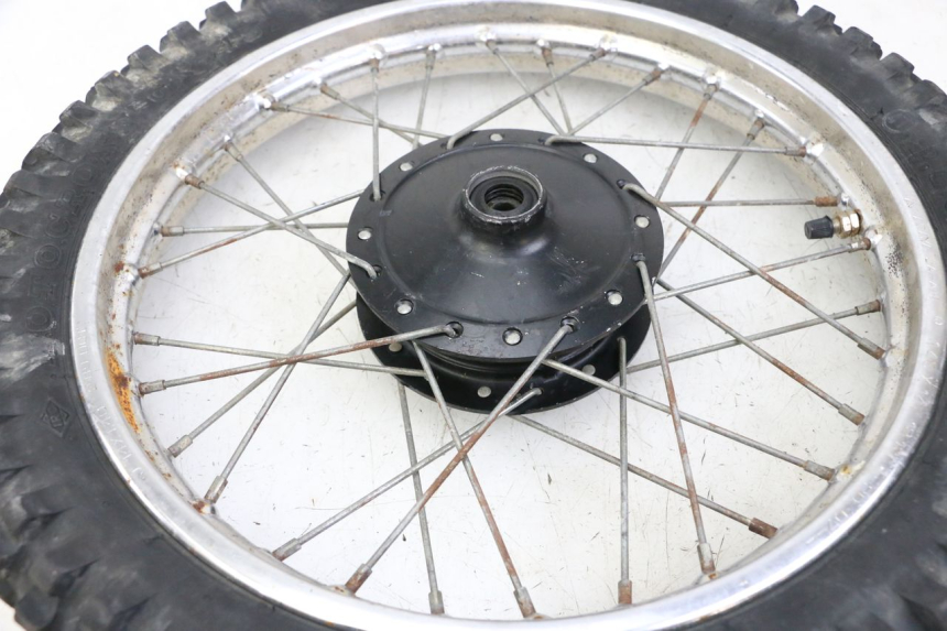 photo de FRONT RIM AND TIRE YAMAHA PW 80 (1983 - 2014) - Surface and material condition