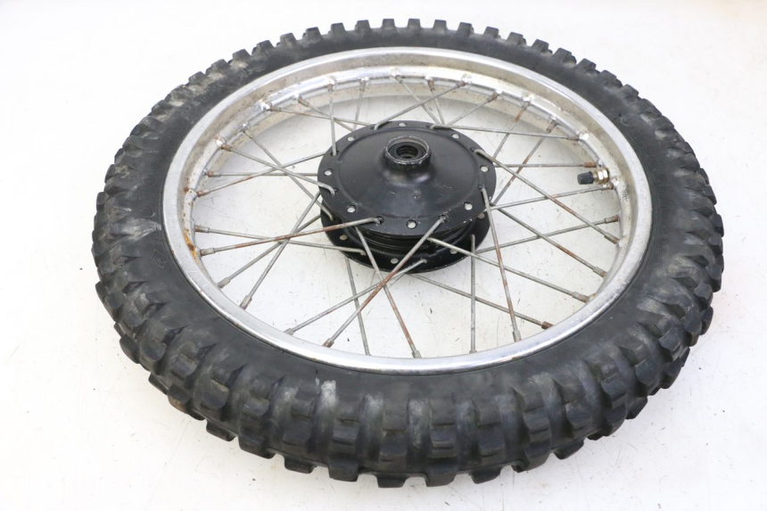 photo de FRONT RIM AND TIRE YAMAHA PW 80 (1983 - 2014) - Markings and original references