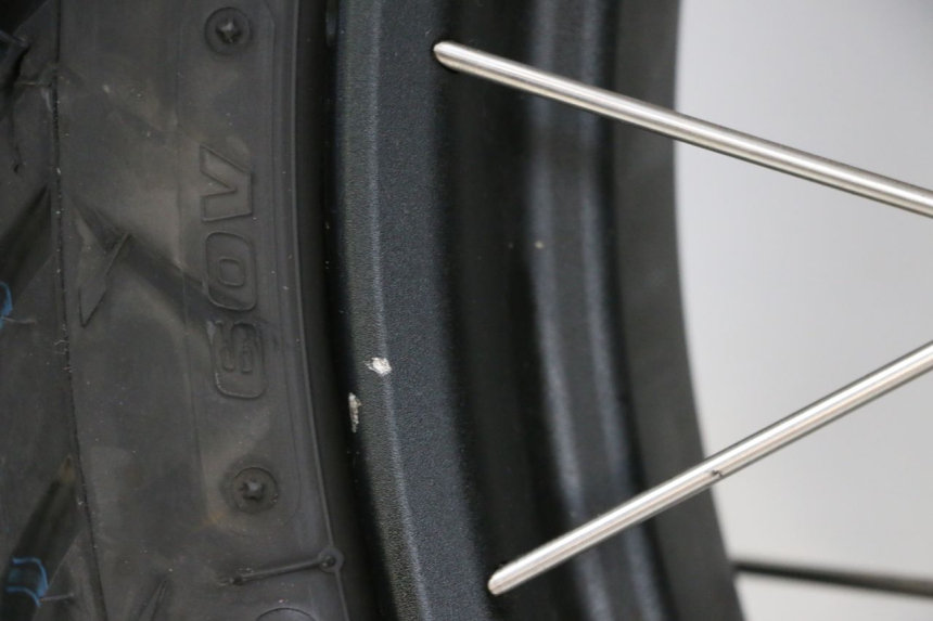 photo de FRONT RIM AND TIRE BMW R GS 1250 (2021 - 2024) - Supplementary product photo