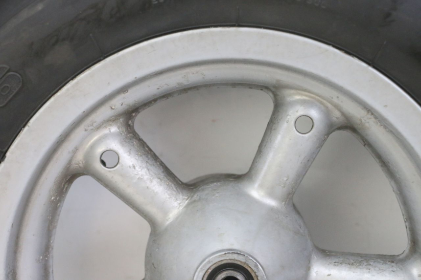 photo de FRONT RIM AND TIRE APRILIA RALLY AC 50 (1995 - 2004) - Surface and material condition