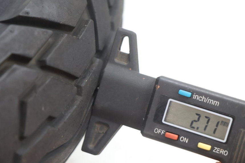 photo de FRONT RIM AND TIRE LAZIO RENO 50 (2016 - 2021) - Focus on structure
