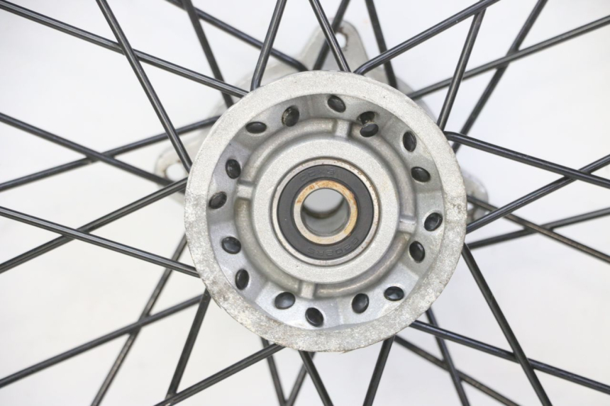 photo de FRONT RIM AND TIRE APOLLO RFZ 125 - Component zoom