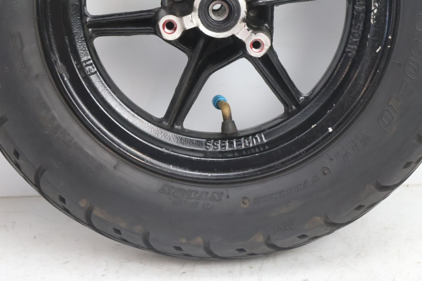 photo de FRONT RIM AND TIRE TNT MOTOR ROMA 10' 2T 50 (2011 - 2018) - Surface and material condition