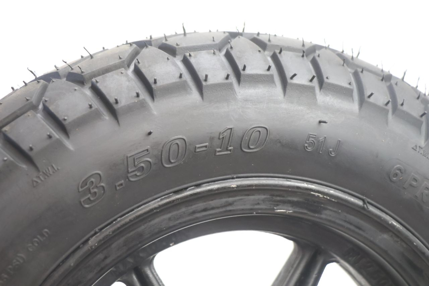 photo de FRONT RIM AND TIRE TNT MOTOR ROMA 10' 2T 50 (2011 - 2018) - Supplementary product photo