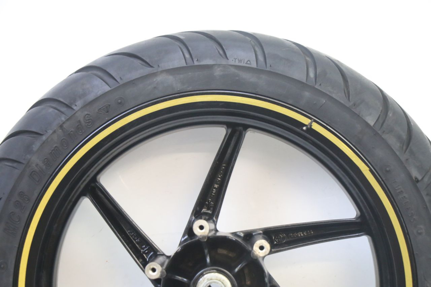 photo de FRONT RIM AND TIRE GILERA RUNNER SP 50 (2006 - 2008) - Surface and material condition