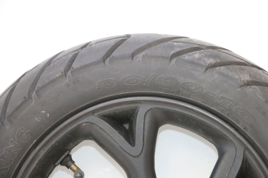 photo de FRONT RIM AND TIRE BAIKU SAKURA 1 (2021 - 2025) - Supplementary product photo