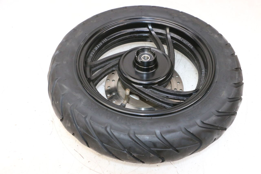 photo de FRONT RIM AND TIRE JM MOTORS SANTANA 50 (2014 - 2023) - Technical close-up