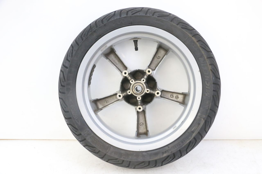 photo de FRONT RIM AND TIRE PEUGEOT SATELIS 125 (2013 - 2018) - Fixing points details