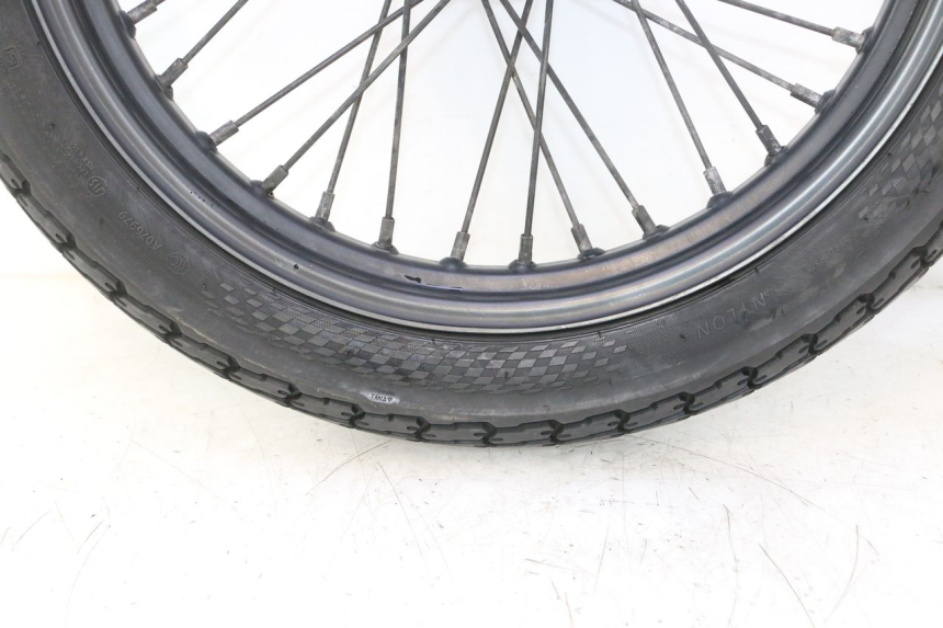 photo de FRONT RIM AND TIRE MASH SEVENTY FIVE 125 (2013 - 2021) - Distinctive features