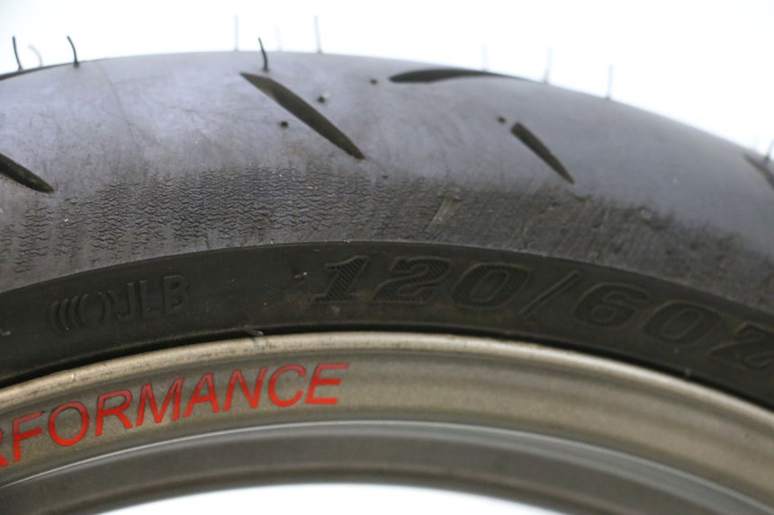 photo de FRONT RIM AND TIRE DUCATI SS IE DS CARENEE 1000 (2002 - 2006) - Product overview