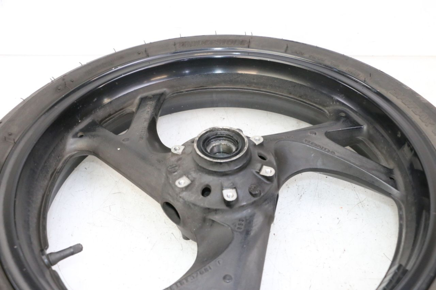 photo de FRONT RIM AND TIRE HONDA ST PAN EUROPEAN 1300 (2002 - 2013) - Product overview