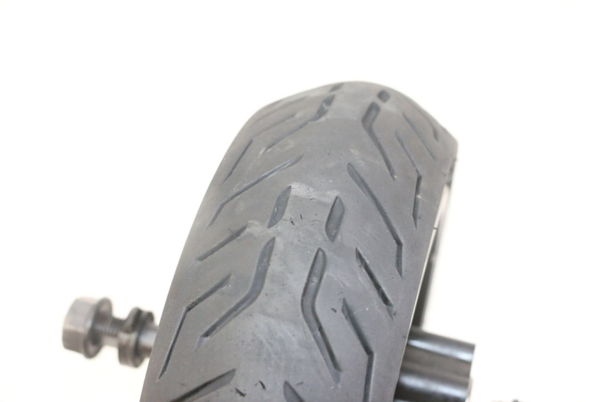 photo de FRONT RIM AND TIRE NAMI STELLAR 1 - Alternative perspective