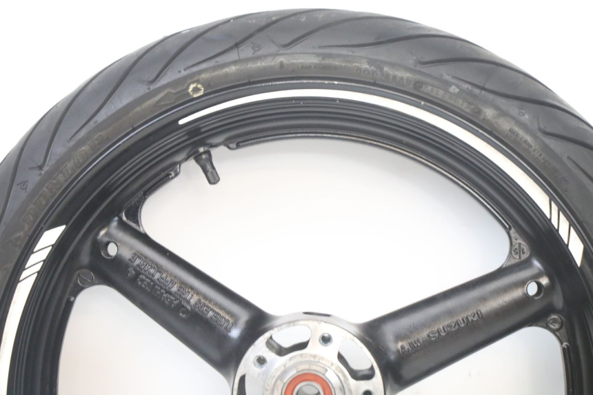 photo de FRONT RIM AND TIRE SUZUKI GSF S BANDIT 600 (2000 - 2004) - Zoom on usage condition