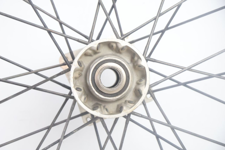 photo de FRONT RIM AND TIRE KTM SX 85 (2018 - 2024) - Alternative perspective