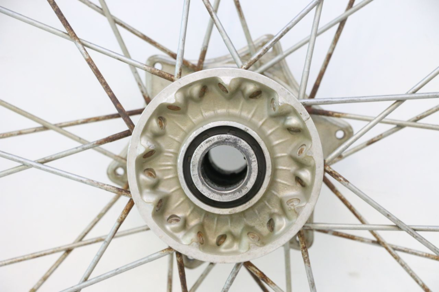 photo de FRONT RIM AND TIRE HUSABERG TE 250 (2011 - 2014) - Component zoom