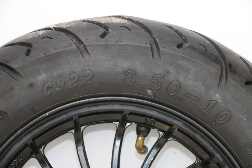 photo de FRONT RIM AND TIRE NECO TEMPO 4T 50 (2022 - 2026) - Distinctive features