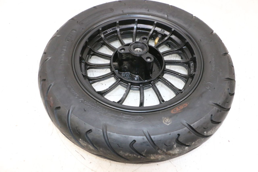 photo de FRONT RIM AND TIRE NECO TEMPO 4T 50 (2022 - 2026) - Technical close-up