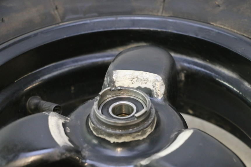 photo de FRONT RIM AND TIRE PEUGEOT TKR TREKKER FURIOUS 50 (2005 - 2014) - Fixing points details