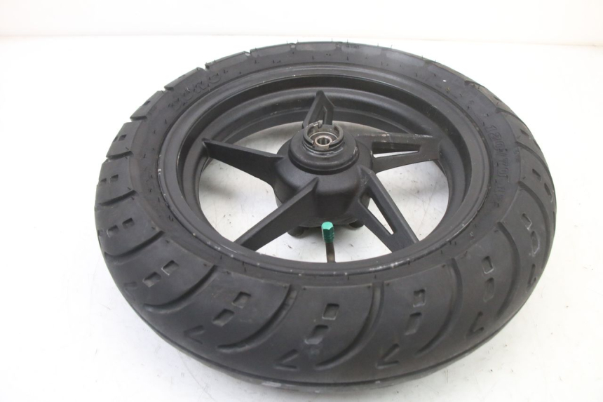 photo de FRONT RIM AND TIRE TNT MOTOR ROMA 10' 2T 50 (2011 - 2018) - Component detail