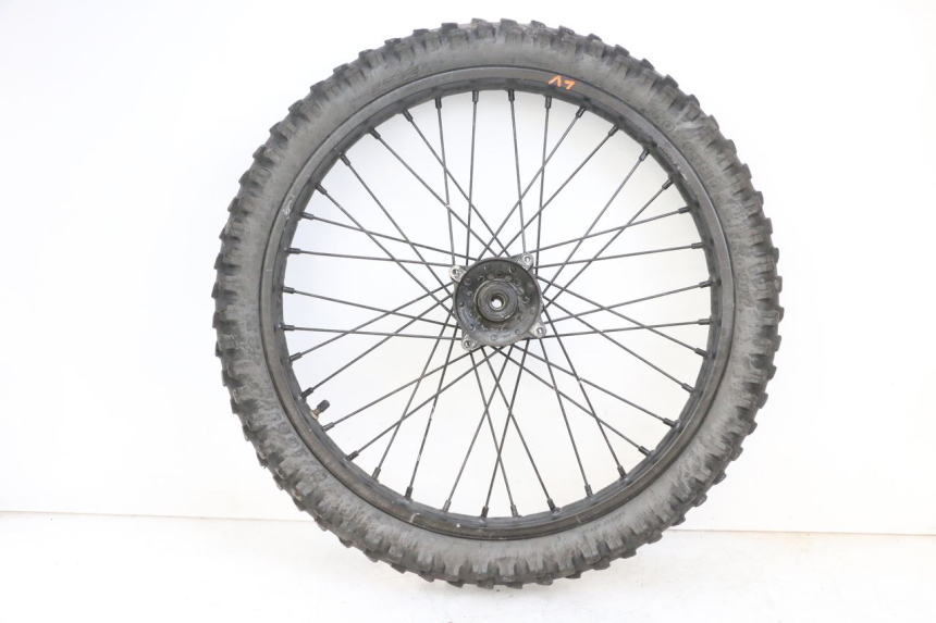photo de FRONT RIM AND TIRE YAMAHA TTR 125 (2000 - 2020) - Supplementary product photo