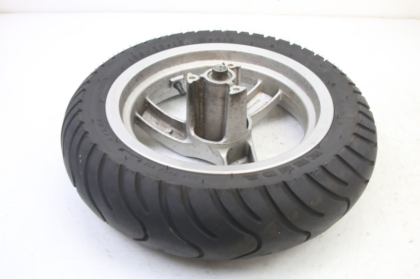 photo de FRONT RIM AND TIRE PEUGEOT VIVACITY NEW 2T 50 (2008 - 2017) - Fixing points details