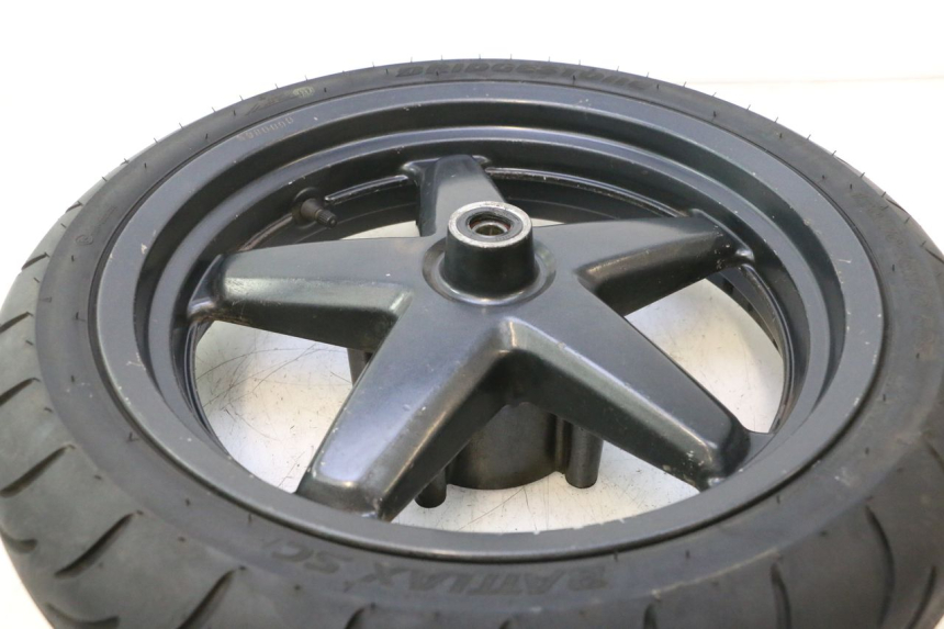 photo de FRONT RIM AND TIRE YAMAHA XMAX X-MAX 125 (2006 - 2009) - Product overview