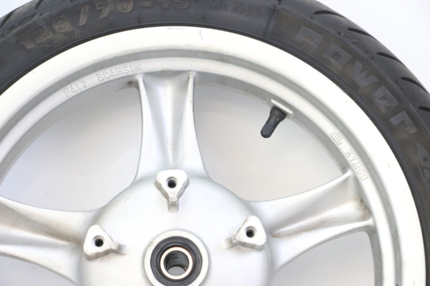 photo de FRONT RIM AND TIRE KYMCO XCITING 500 (2007 - 2010) - Zoom on usage condition