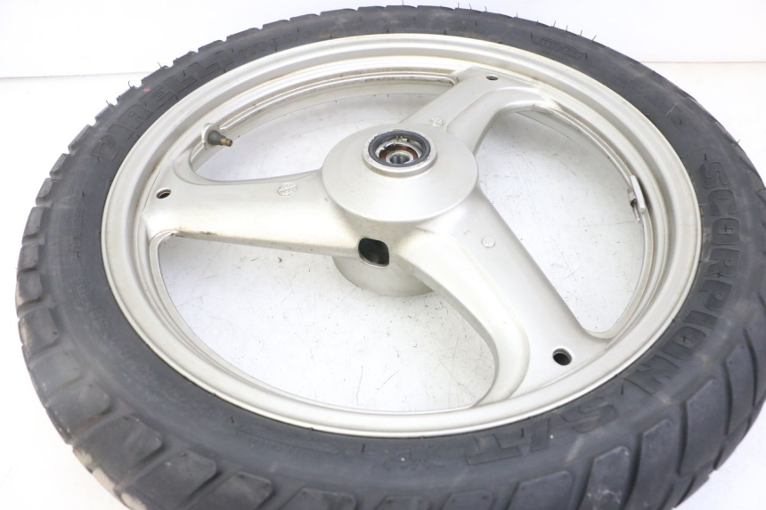 photo de FRONT RIM AND TIRE HONDA XLV VARADERO 125 (2000 - 2006) - Zoom on usage condition