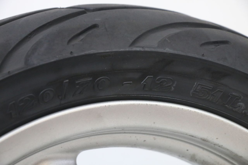 photo de FRONT RIM AND TIRE YAMAHA NEOS NEO'S 4T 50 (2008 - 2016) - Additional view of the item