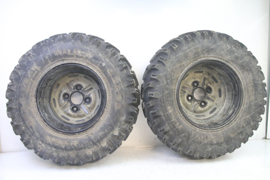 photo de FRONT RIM AND TIRE YAMAHA YFM BRUIN 350 (2003 - 2009) - Main view