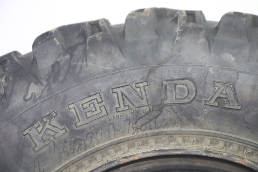 photo de FRONT RIM AND TIRE YAMAHA YFM BRUIN 350 (2003 - 2009) - High-resolution close-up