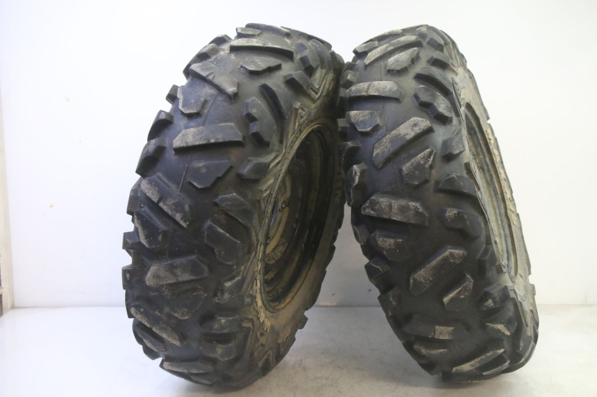 photo de FRONT RIM AND TIRE YAMAHA YFM GRIZZLY 550 (2008 - 2015) - Markings and original references