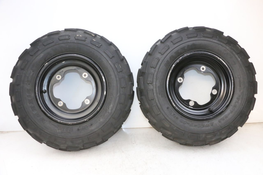 photo de FRONT RIM AND TIRE YAMAHA YFM R RAPTOR 250 (2008 - 2014) - Main view