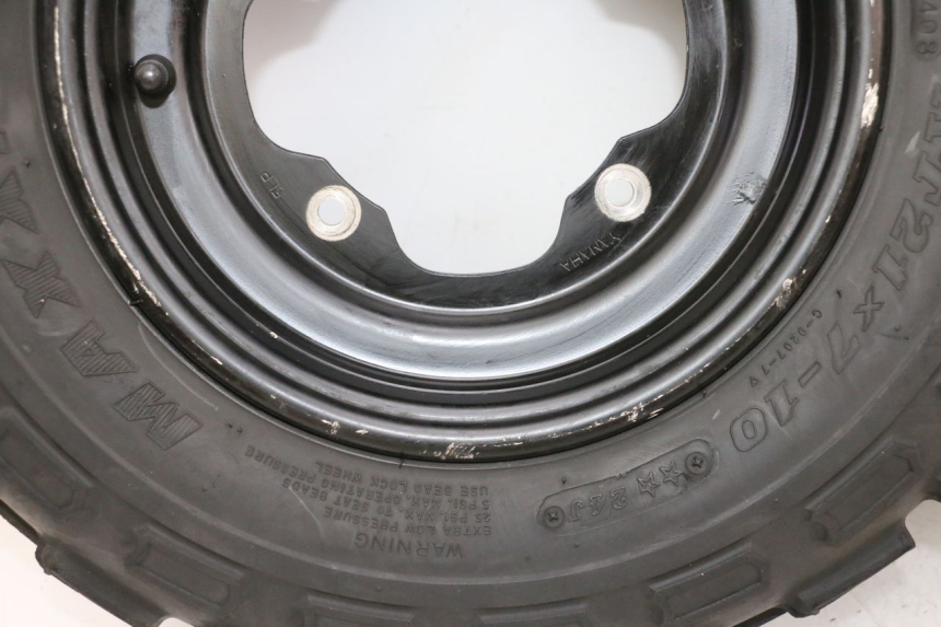 photo de FRONT RIM AND TIRE YAMAHA YFM R RAPTOR 250 (2008 - 2014) - Fixing points details