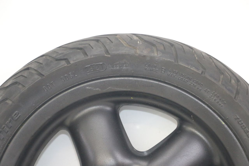 photo de FRONT RIM AND TIRE YAMAHA YP MAJESTY 125 (2002 - 2006) - Supplementary product photo