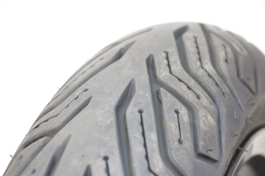 photo de FRONT RIM AND TIRE YAMAHA YP MAJESTY 125 (2007 - 2010) - Alternative perspective