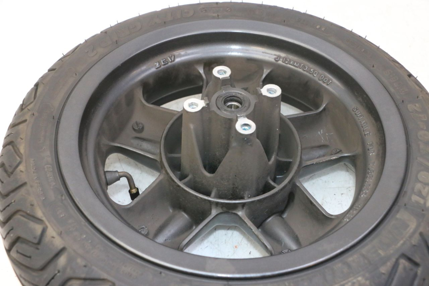 photo de FRONT RIM AND TIRE YAMAHA YP MAJESTY 125 (2007 - 2010) - Product overview