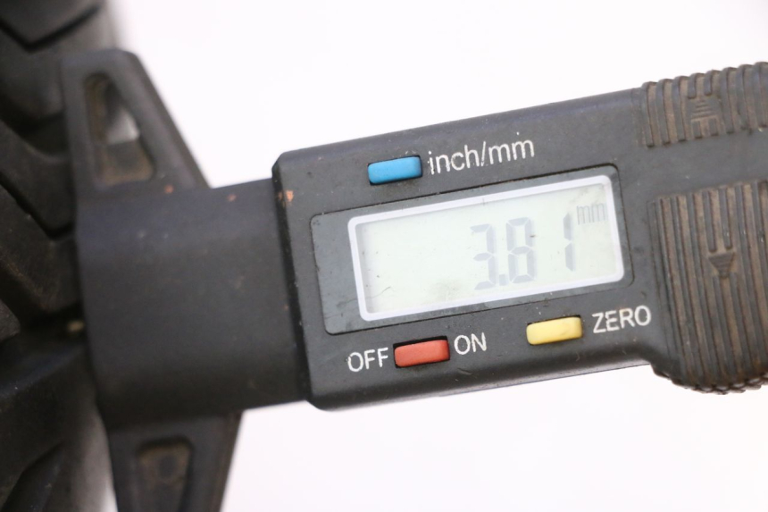 photo de FRONT RIM AND TIRE YAMAHA YP MAJESTY 125 (1998 - 2001) - Component detail