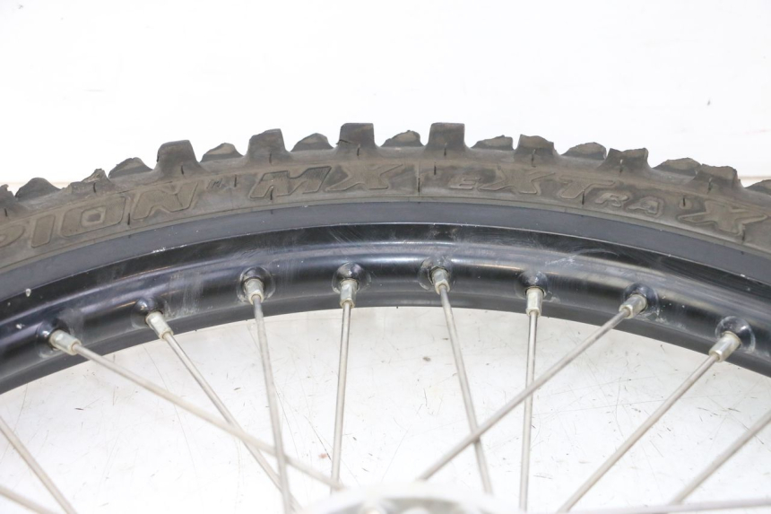photo de FRONT RIM AND TIRE YAMAHA YZ-F YZF 250 (2014 - 2018) - Distinctive features