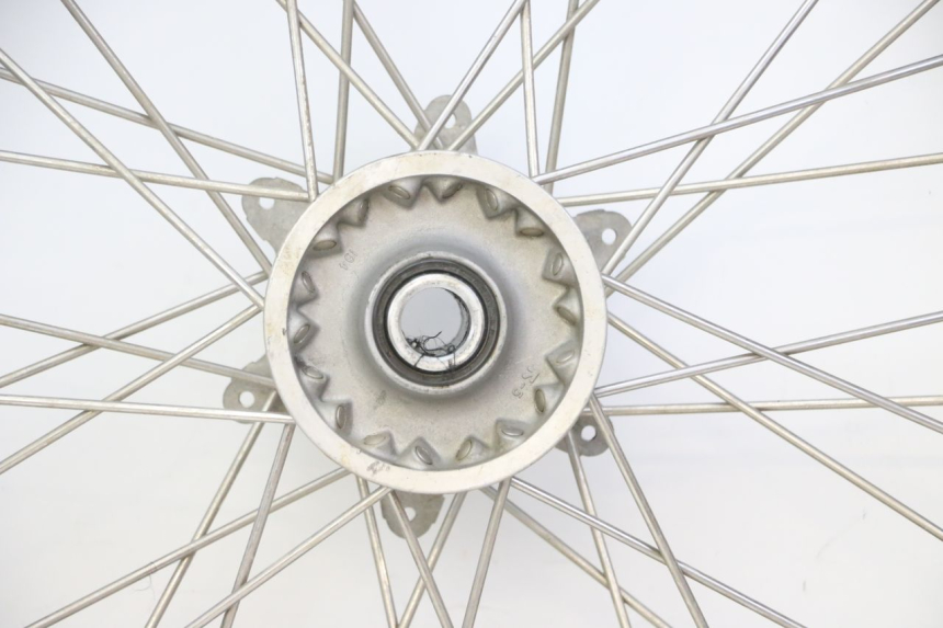 photo de FRONT RIM AND TIRE YAMAHA YZ-F YZF 250 (2014 - 2018) - Alternative perspective